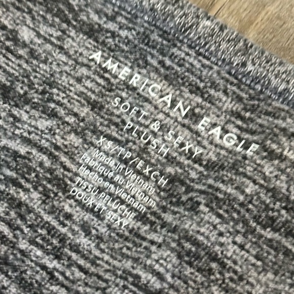 American Eagle Soft & Sexy Long Sleeve Button Sweater Top - Picture 3 of 3